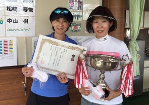 ノービス優勝　湯元さん・鈴木さん