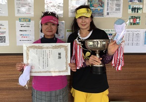 ノービス優勝　橋本さん・大谷さん